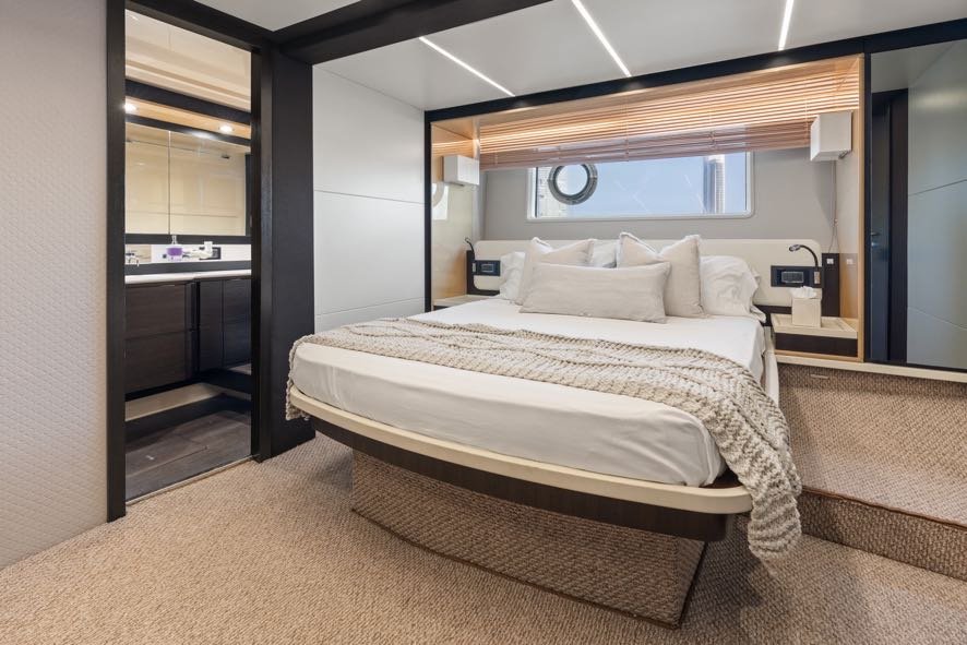 Paragon master cabin