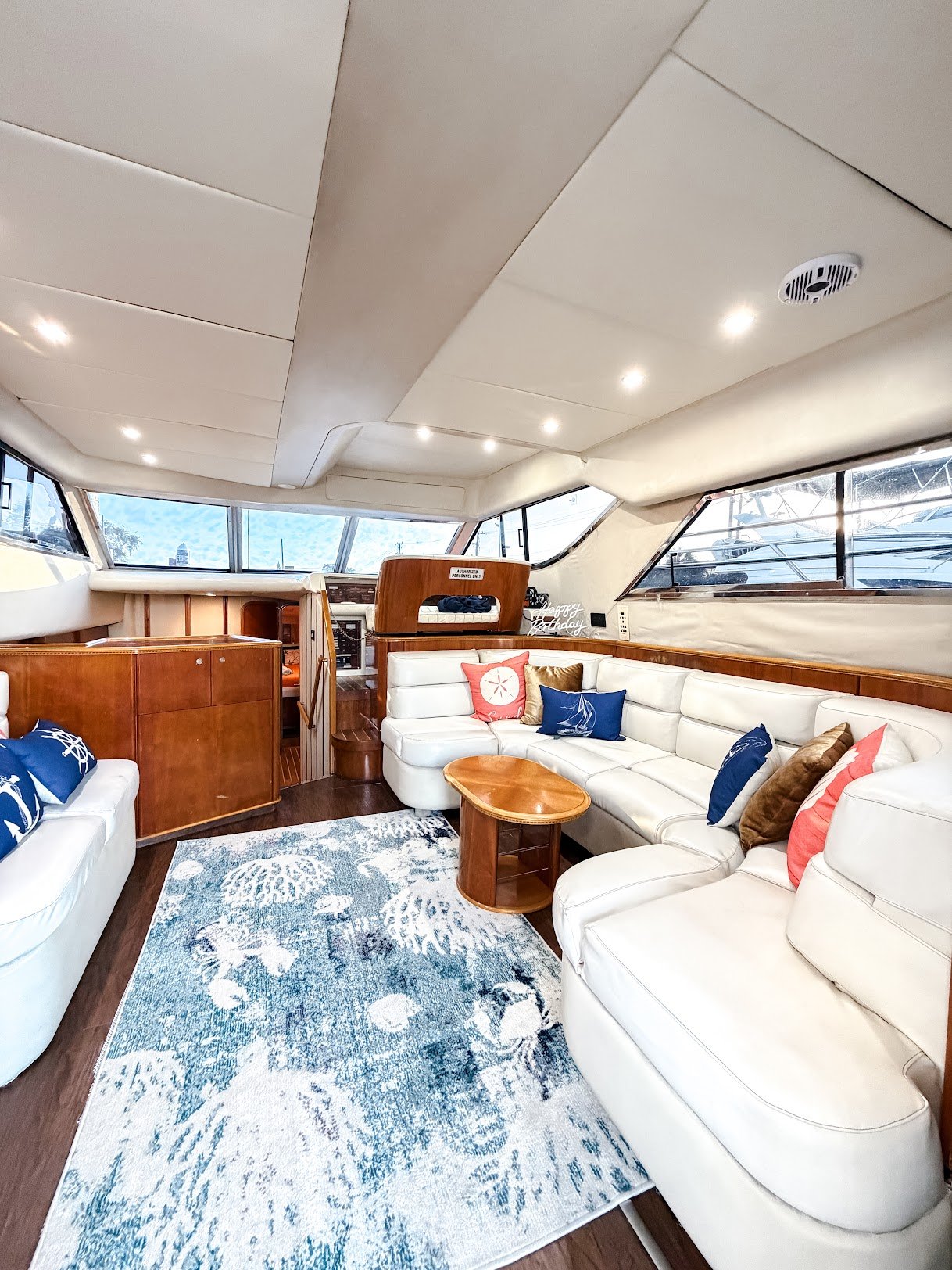 Viking Princess 55 salon interior