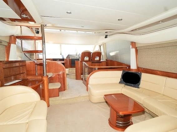 65ft Viking salon interior